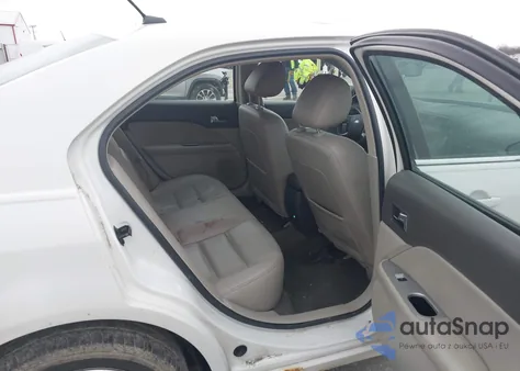 2011 Ford Fusion Sel z USA, uszkodzony, nr VIN 3FAHP0JA7BR121106